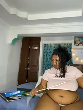 dana_falcoo25 webcam