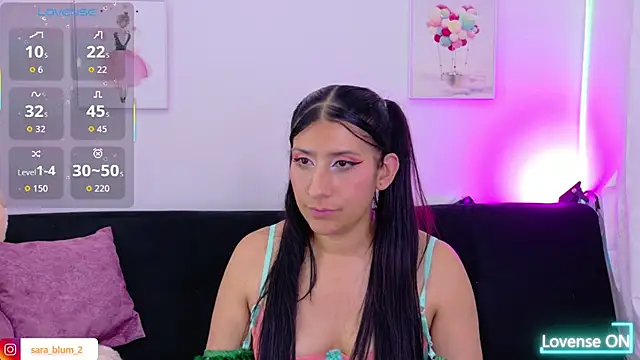 Sara_Blum webcam