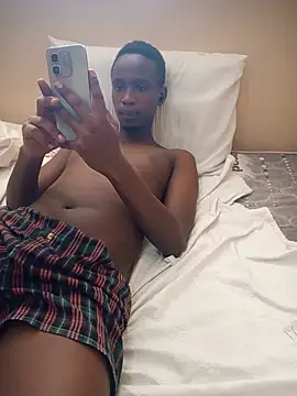 spiceydiddy's black male cam and chat room