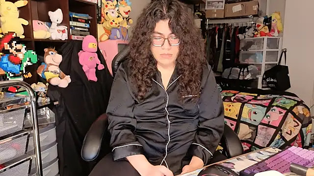 ShinyCherub webcam