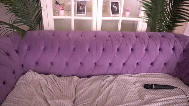 IceDanielles webcam