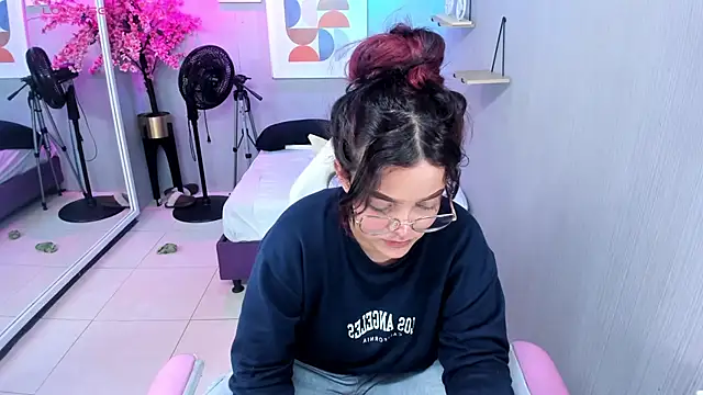 Maggy_t18 webcam