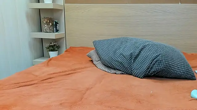 PinkyTwerkyX webcam