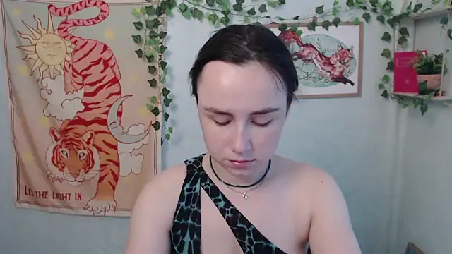 VeryVeryVeryShy_ live cam on StripChat