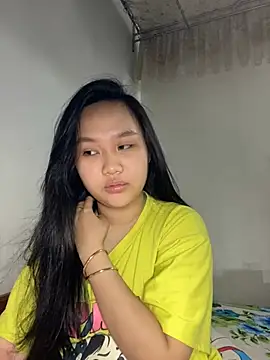 Almira6868 webcam