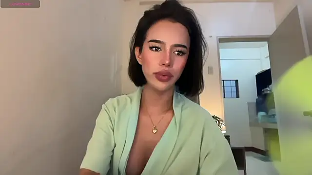 youngstunnagirl webcam