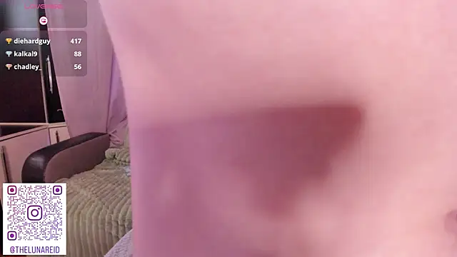 Luna_Reid webcam