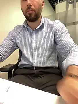 speddy34 live cam on StripChat