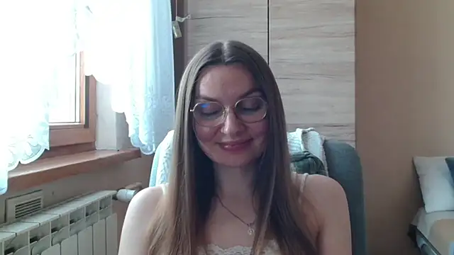 LooveELLYx webcam