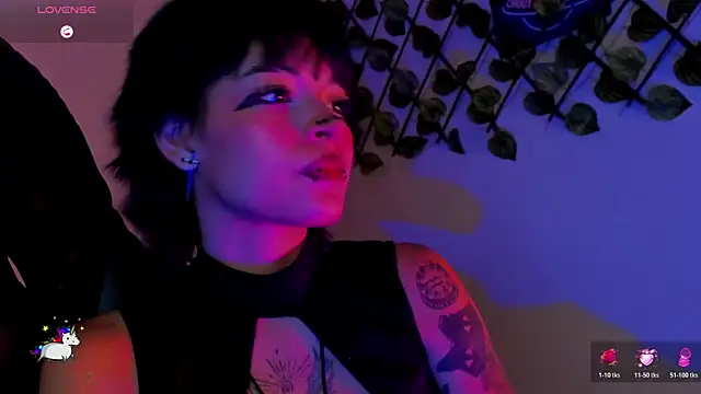 Anny_Kiitty webcam