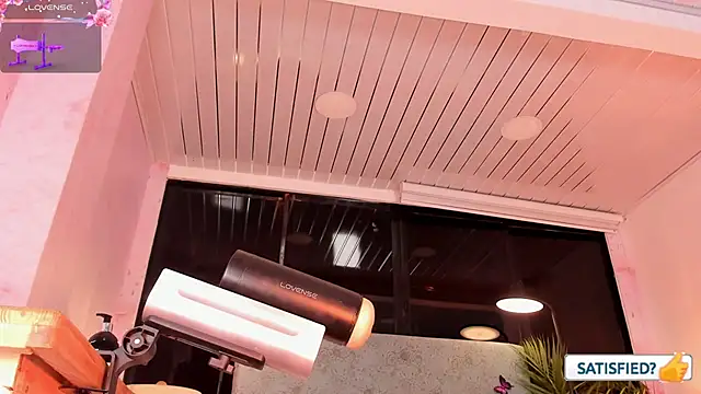 JESSI_NAOMI webcam