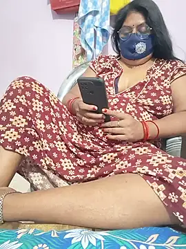 sexxyrenukaa webcam