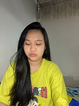 Almira6868 webcam