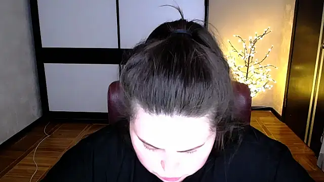 Emily_Mo webcam