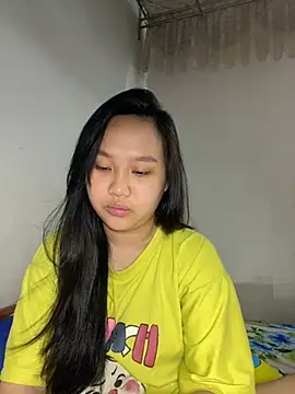 Almira6868 webcam