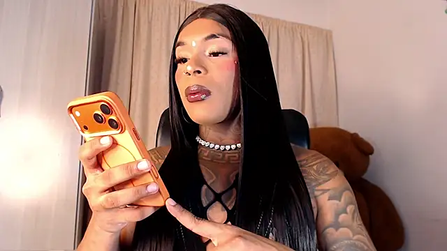 XXVIOLETTAXX webcam