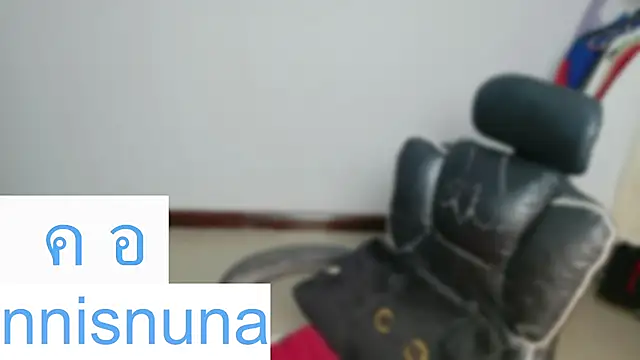 nunanunanuna webcam