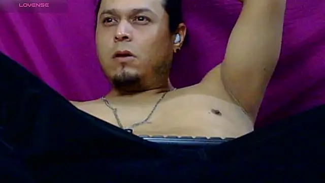 chino_roz webcam