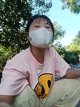 Linda-yiyi webcam