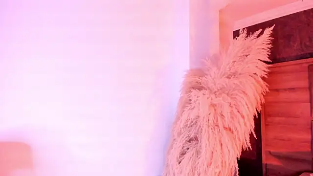 CristineRainn_