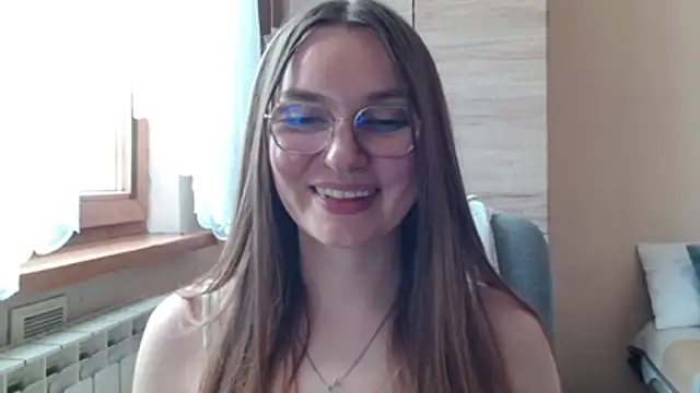 LooveELLYx webcam