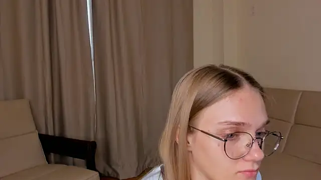 FemMantis webcam