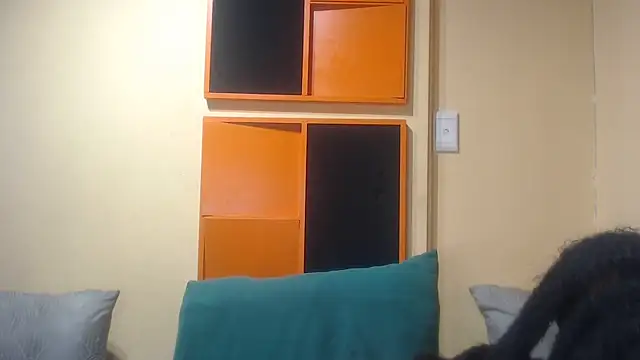AssSeductress43 webcam