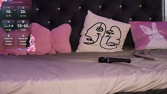 alexxisrae webcam
