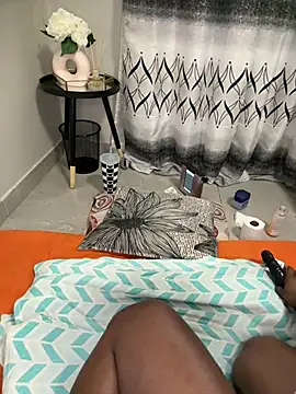 Nicole_bash webcam