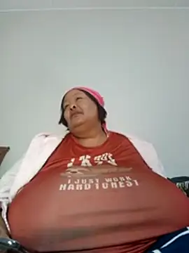 nancy111 webcam