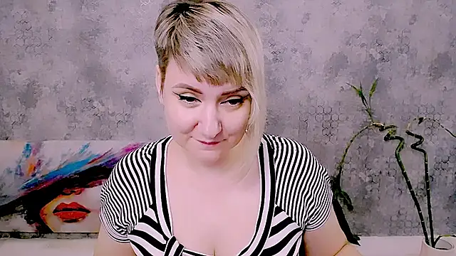 Djullia webcam