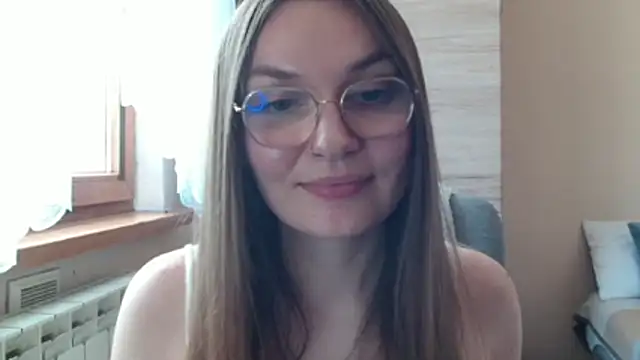 LooveELLYx webcam