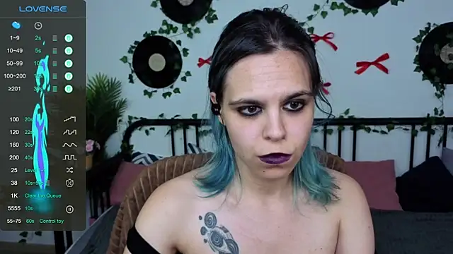 LiraBelle webcam