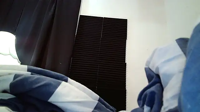 AcademicHuman67 webcam