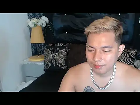 PRIMOLOVEXX webcam
