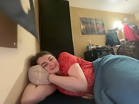 Snowbunnycake_131 webcam