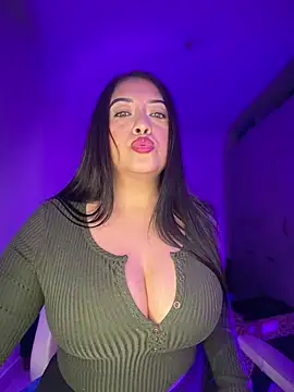 cami_ortiz__ webcam