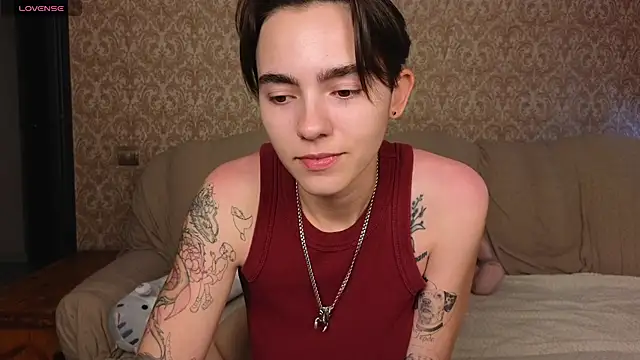 Lilihere_ webcam