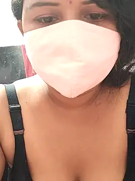 Trisha_Chhaya webcam