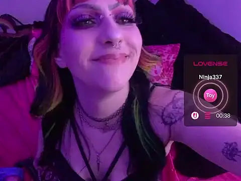 ChrryFoxx webcam