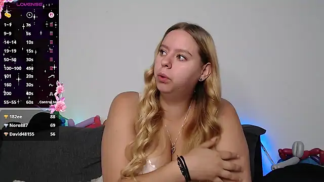 Mia_lou05 webcam