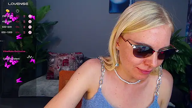 FromRussia webcam