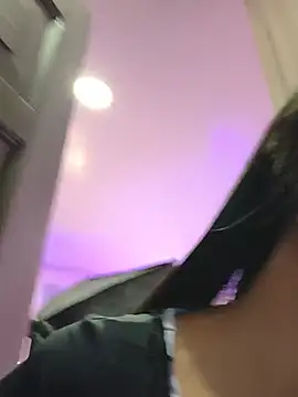 Jasmiinn_ webcam