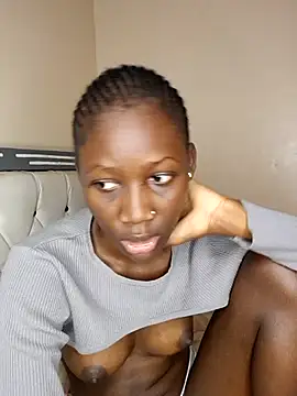 pookiezuu webcam