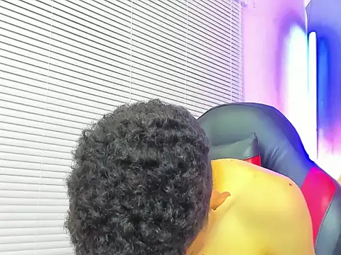 cameron_lux77 live cam on StripChat