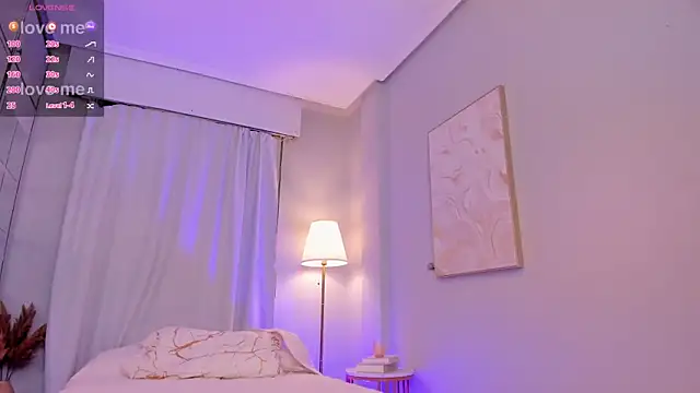 LeahJones_ webcam