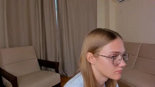 FemMantis webcam