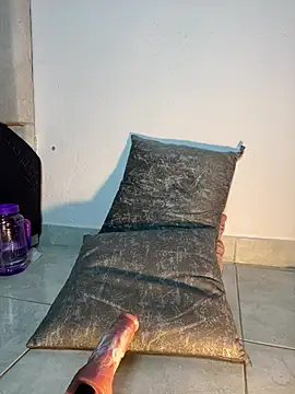 Linda_Saenz_ webcam