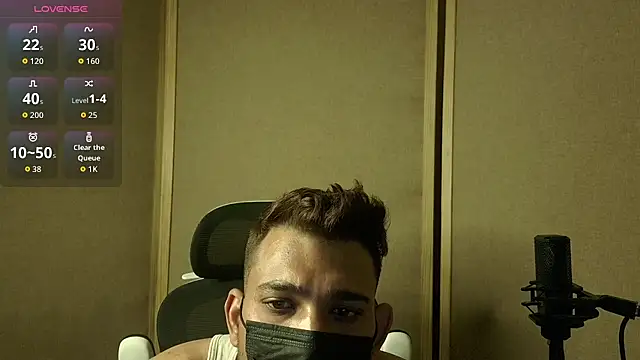 Baddies_Lover webcam