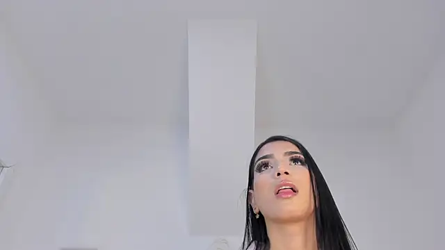 Giallon - Trans webcam sex chat